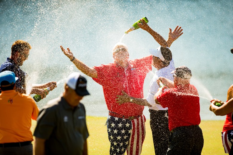 Injured shoulder forces John Daly to withdraw from U.S. Senior Open